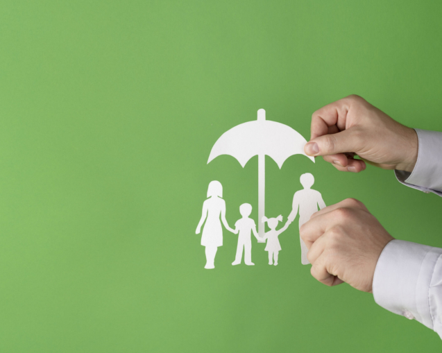 hands-holding-paper-family-close-up